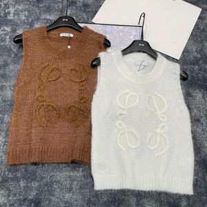 Kadın Sweaters Tasarımcı Örgü Külot Rölyef Harfleri Örgü Kolsuz Kazak Kış Bahar Giyim Lüks Yelek Tank Top Pinkwing CXD231225-8