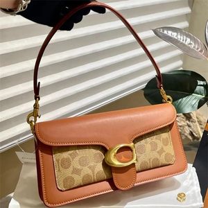 Yeni tasarımcı çanta gündelik kare omuz çantası pratik klasik büyük kapasite sıfır cüzdan kabartmalı çiçek çanta alışveriş çantası tasarımcısı moda yedek cüzdan