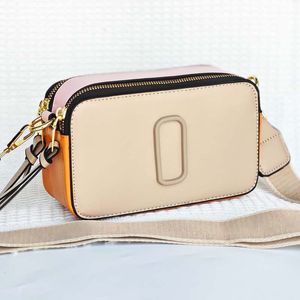 Tasarımcı çanta çanta kadın geniş omuz çantası moda boya boya lüks deri italik kayış çantası yüksek doku mini işaret çanta