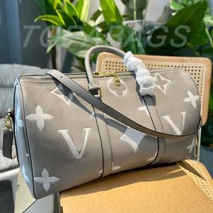 Men's designer duffel bag Large capacity 55cm embossed travel bag Classic printed coating men's and women's fashion outdoor canvas leather travel bag backpack