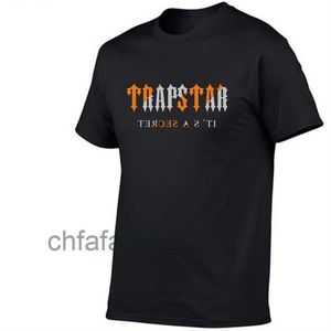 Tasarımcı T Shirt Yazlar Erkekler İçin Kısa Kollu Kadın Tasarımcı Mektupları Sprey T-Shirt Trapstar Tee Saf Pamuk Şehir Sınırı Moda Yüksek Kaliteli Giyim 8tc3