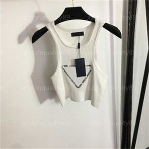 Kadın Tank Top Designer Kadın Giyim Pullu Dekorasyon Moda İnce Fit Tankları Beyaz Nefes Alabilir Üst Konfor Elastik Kadın Yelekler Göbek Açık Kıyafet