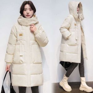 Designer duck down para feminino comprimento médio 2023 nova marca de inverno com capuz, elegante e quente jaqueta de alta qualidade