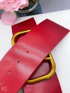Designer di lusso Accessori donna Lega Pelle Colori lisci Fibbia Tessuto rosso per abiti Cintura da sposa da donna Cinture taglie forti per donna Cinture in oro perlato 7CM