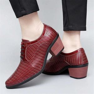 Elbise ayakkabıları 38-39 Elbiseler için yüksek topuk spor ayakkabılar kırmızı beyaz erkekler spor sapatenes temis modeli Çin modelleri tenni
