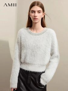 Женские свитера AMII, минималистичный зимний короткий свитер 2023 для женщин, легкий роскошный бархатный джемпер с круглым вырезом и бриллиантами, мягкий трикотаж, джемпер