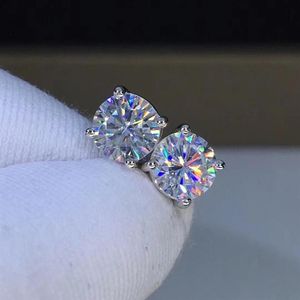 Yahudi mağazasının şiiri yuvarlak moissanite kesim toplam 1 00ct elmas testi geçti moissanit gümüş küpe takı kız arkadaşı hediyesi y1220254s