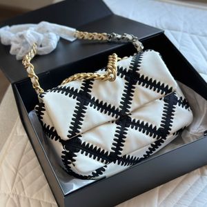 10A Yüksek Kaliteli Tasarımcı Çanta Crossbody Bags Kadın Çanta Flap Çanta Tote Çanta Tasarımcı Çantaları Toptancı Marka Büyük Kapasiteli Çanta Küçük Çanta Toz Çanta