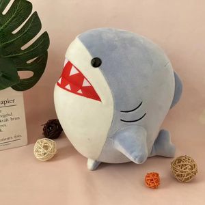F4 köpekbalığı peluş oyuncaklar xiv doldurulmuş hayvan oyunu büyük general köpekbalığı minion bebek atma yastık cosplay props çocuk hediyesi 231225