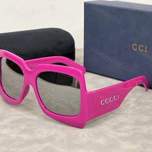 Kare Çerçeve Güneş Gözlükleri Tasarımcı Kadınlar İçin Kılıf Lüks Eyewaer Beach Ladies Goggle Kıdemli Gözlükler UV400 Gözlükler Vintage G Jumbo Boyut Aksesuarları