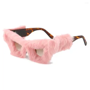 Солнцезащитные очки Mosengkw 2024, креативный индивидуальный дизайн, плюшевые инновационные очки «кошачий глаз», забавный меховой комплект