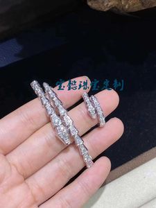 Bulgarie Carer Bracciale di design di lusso originale Bracciale a forma di serpente Bracciale completo di diamanti in oro bianco 18 carati in oro rosa con osso di serpente e diamanti Bracciale con stella a cielo pieno