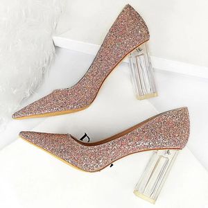 Botlar 2021 Moda Kadınlar Temiz High Topuklu Kıvrımlı Glitter Gold Pink Beyaz Topuklu Kadın Gelin Düğün Ayakkabıları Sevgililer Günü Pompaları Plus Boyut Ayakkabı
