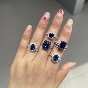 T GG Çar Diamond Safir Tasarımcı Halkası Kadın için 925 STERLING Gümüş Mavi Zirkonya Yuvarlak Sqaure Kalp Lüks Düğün Nişan Kadın Yüzük Mücevher Hediye Kutusu Boyut