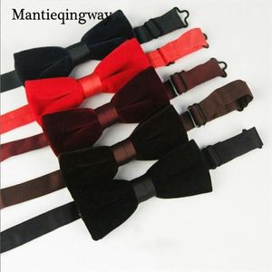 Mantieqingway erkekler yay bağları kadife damat evliliği düğün bowties gömlek yakası düz renk Men13060 için siyah kırmızı kravat