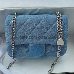 Дизайнерская сумка Womem Classic Flap Denim Camellia Сумка через плечо Heart Love Bead Valentine Collection Кошельки Silver Metal Hardware Vintage CF Crossbody Messenger