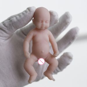 Bebekler Mini Doll Fit For 4inch 5cm Rebone Baby Soft Reborn 100 Silikon Bebes Boş Nopainted Anti Stres 230630