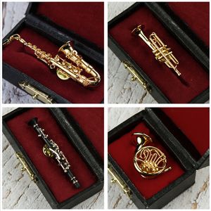 Dekoratif nesneler figürinler saksafon şekli klarnet pimi trombon broşı flüt tuba ile kasa müzik aleti doğum günü hediye dekor 230703