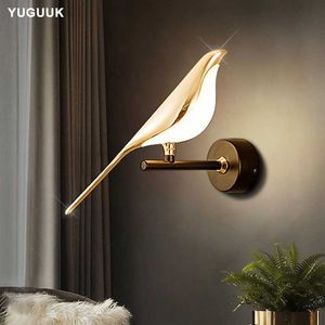 Lamps Nordic LED Golden Bird Parlor Bar Hanging Light Novelty Rotatable Wall Lamp Bedroom Bedside Indoor SconceHKD230701