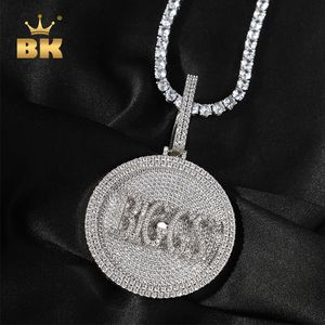 Kolye Kolyeler Bling King Özelleştirilmiş Adı Dönen Kolye Rap Stili Erkek Kolye Mikro Mağazası CZ Herhangi Bir Alfabetik Renk Hip Hop Takı 230704