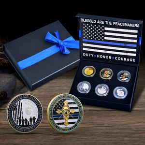 Сотрудники правоохранительных органов Соединенных Штатов бросают вызов подарочной коробке с 6 полицейскими монетами