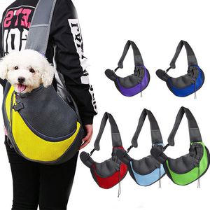 Пеховые рюкзак собаки -перевозчики сетчатой ​​сетчатой ​​дышащие модные дорожные сумки портативные кошки и собачья плечо сумка