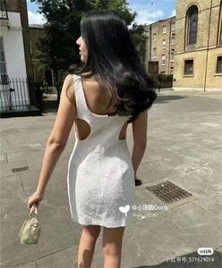 Chan Yeni Tasarımcı Elbise Kadınlar İçin Yaz Elbiseleri 2023 Sling Elbise Tasarımcısı Moda CCC Tüvit Elbise Bohem İçi Dürüst Out Seksi Elbise Partisi Elbise Anneler Günü Hediye