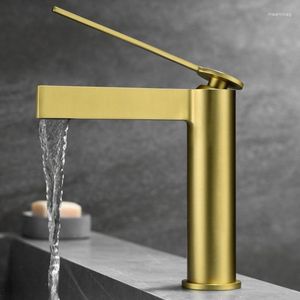Torneiras para pia de banheiro luxo escovado ouro bronze torneira de design de moda torneira misturadora de bacia única furo alto alta qualidade