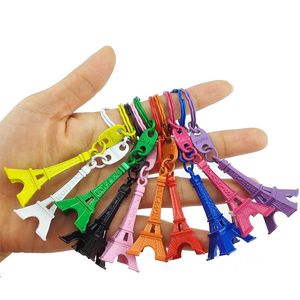 Anahtarlıklar Landards 50pcs Paris Eyfel Kulesi Keychain Mini Keying Şeker Renk Anahtar Yüzük 10 Renkler 230710