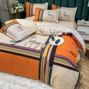 Классическая буква печатная одеяла для крышки для кровати наволочка с четырьмя частями высококлассные хлопковые домашние постельные принадлежности домашнее текстильное одеяло одеяло