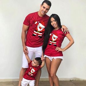 Aile Eşleşen Kıyafetler Noel Baba Mutlu Noeller Aile Eşleşen T-Shirt Güzel Anne Baba Çocuklar Bebek Kıyafet Anne Kızı Oğul Kız Erkek Giysileri 230711