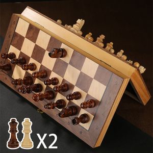 Satranç Oyunları 4 Queens Manyetik Satranç Oyunu Ahşap Satranç Seti 34 Satranç Parçaları Katlanabilir Ahşap Gömülü Satranç Tahtası Aile Masa Oyunu Oyuncak 230711