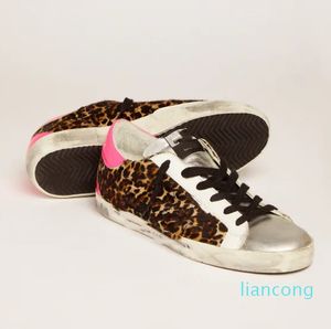 Причинная обувь леопардовые поприводы кроссовки с кожи