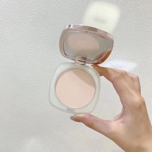 Бренд Skincolor Foundation Powder de прозрачный порошок La Poudre Presse Transparente Concealer Powder 2 цвета