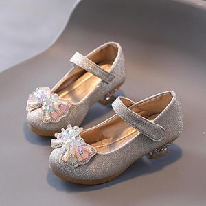 Flat Shoes Fashion Kids Kids Kids девочки Жемчужные хрустальные блеск Bling Boyknot Tancenling Princess Party Sandals#G4