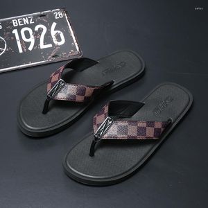 Pantofole Infradito estivo da uomo Pinze Designer di lusso Flat Beach Scarpe casual di marca per uomo 2023 Chinelos