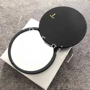 Luxus-Kompaktspiegel, Markenmode, runder Acryl-Kosmetikspiegel, schwarze Farbe, faltbarer Samt-Staubbeutelspiegel mit Geschenkbox, goldene Make-up-Werkzeuge, tragbar, klassischer Stil