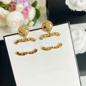 20 stil marka elmas sarkma küpeleri stud tasarımcı küpeler mektup küpeler kadın düğün mücevher aksesuarları hediyeler