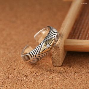 Alyanslar Vintage Starlight Ring Erkekler Trendi Kişiselleştirilmiş Tay Gümüş Açık Moda Basit Çizgili Yıldız Endeksi Parmak Takı