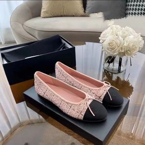 Paris tweed kadife deri bale daireler elbise ayakkabıları kadınlar kapitone balerin lüks yuvarlak kap ayak parmak bayanlar logo sandal Mary jane flats kanal bow balleras boyutu 4-12