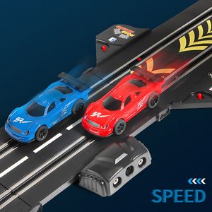 Diecast Model 1 43 RC Demiryolu Araç Aksesuarları Oyuncak Elektrikli Yarış Track Aracı Çift Savaş Speedway Proferial Slot Devre Yarış Hediyesi 230617