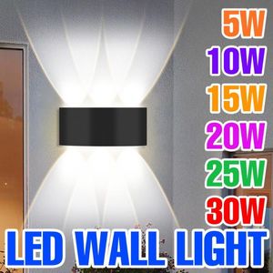 Duvar lambası LED Spotlight Lambalar 220V Başucu Işık IP65 Su Geçirmez Oturma Odası Merdiven Yatak Odası Dekorasyon Işıkları