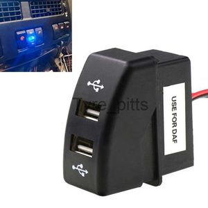 Diğer Piller Şarj Cihazları Çift USB Şarj Cihazı 5V 2.1A CAR USB Güç Soketi Araç Aksesuarları DAF Kamyon DAF 95 XF 106 105 95 CF X0720