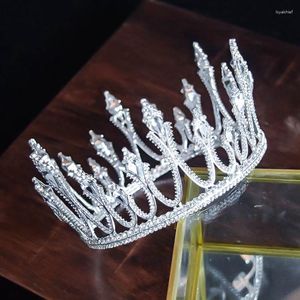 Saç klipsleri 2023 Crown Avrupa tarzı rhinestone yuvarlak yapraklar gelin headdress gelinlik aksesuarları toptan mücevhertiaras