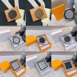 Tasarımcı Elmas Kompakt Aynalar Mini Taşınabilir Makyaj Aynası Bling Kare Yuvarlak Şekli Makyaj Kutusu ile