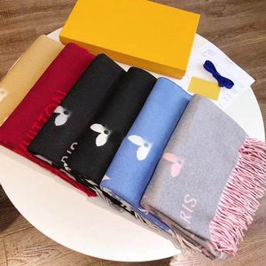 Reykjavik Scarf Designers 2023ss Cashmere Womens Lady Scarves Female Warm Luxurious Autumn Collocation of Fashion
