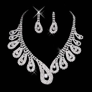 Новые дешевые хрустальные свадебные украшения для свадебных украшений серебряный ожерелье с бриллиантами Серьги Свадебные украшения для невесты Женщины -свадебные ACC2372