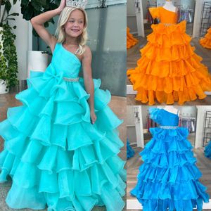 Ruffles turuncu kız pageant elbise 2024 kristaller boncuk kayışları tabaka organze küçük çocuk doğum günü resmi parti elbisesi bebek yürümeye