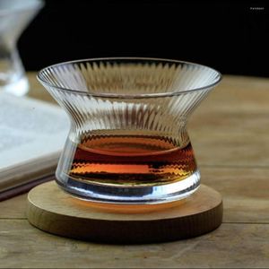 Şarap bardakları yaratıcı rotasyonel ruhlar fincan viski cam tadım seti ışık lüks minimalist brendi sınırlı koleksiyon