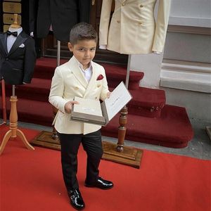 Fildişi Boy'un Resmi Giyim Ceket Siyah Pantolon Tepe Yoklu Erkek Kıyafet Kostümü Homme Boy Kids King Suit Özel Made254b